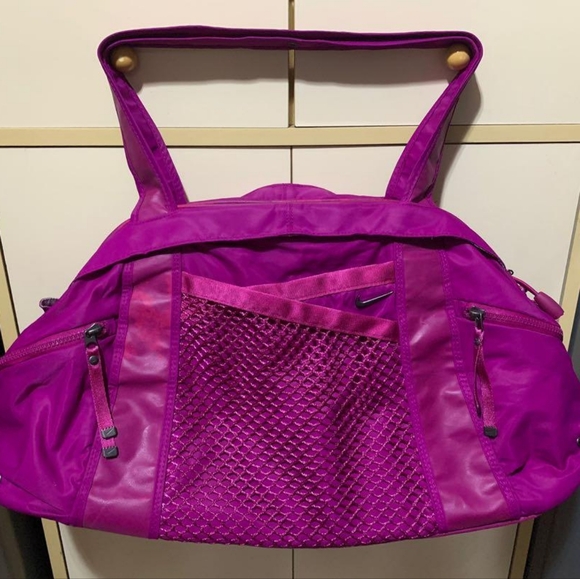 Nike Gym/ Duffel Bag - Picture 6 of 9